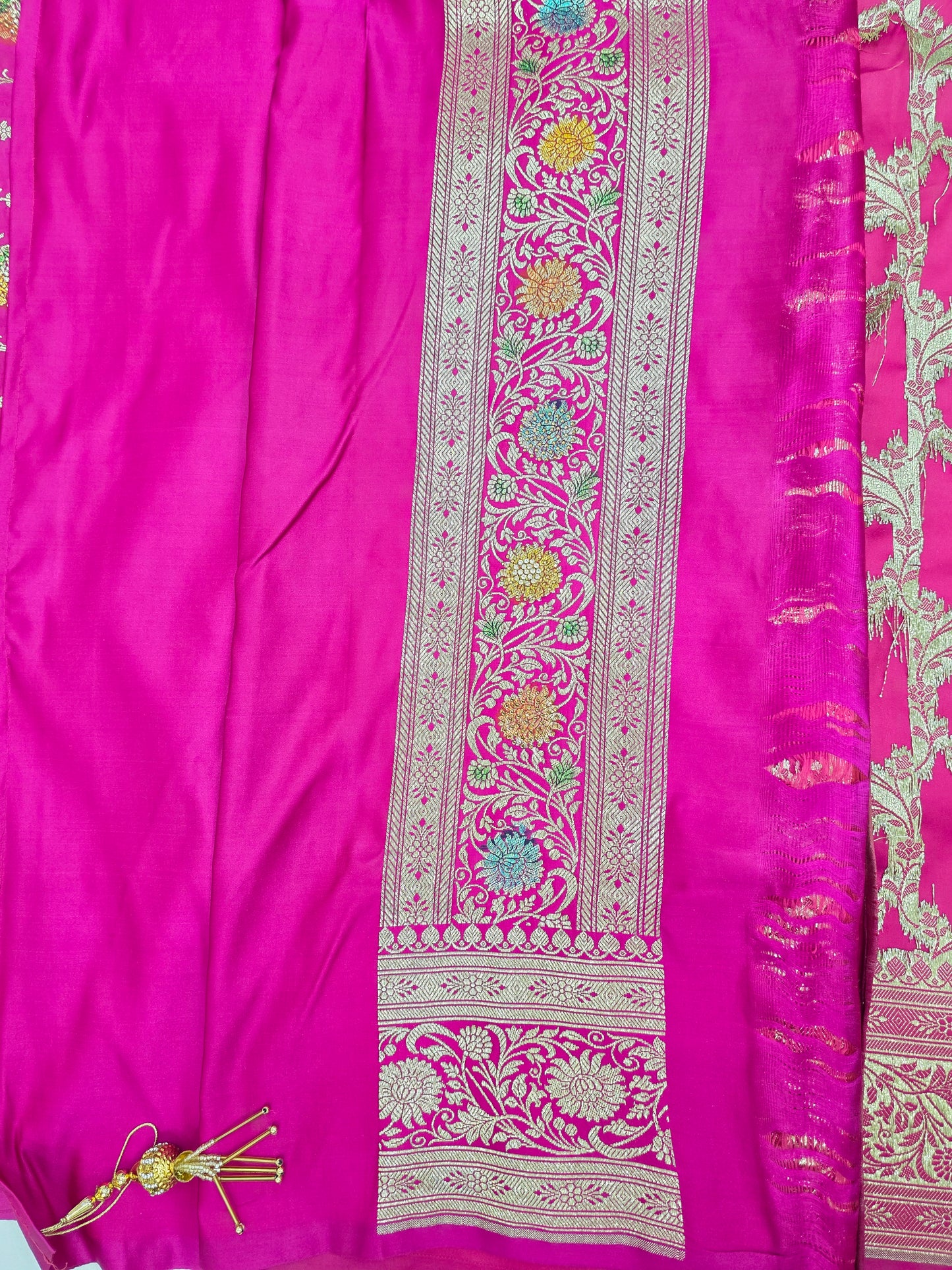Pink Zarkan Swarovski Banarasi Katan Saree