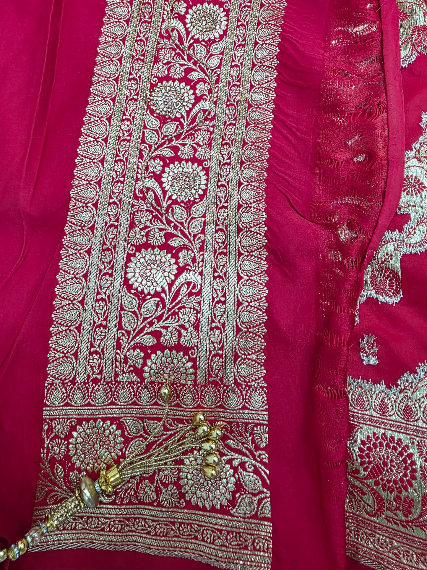 Red Zarkan Moti Banarasi Silk Saree