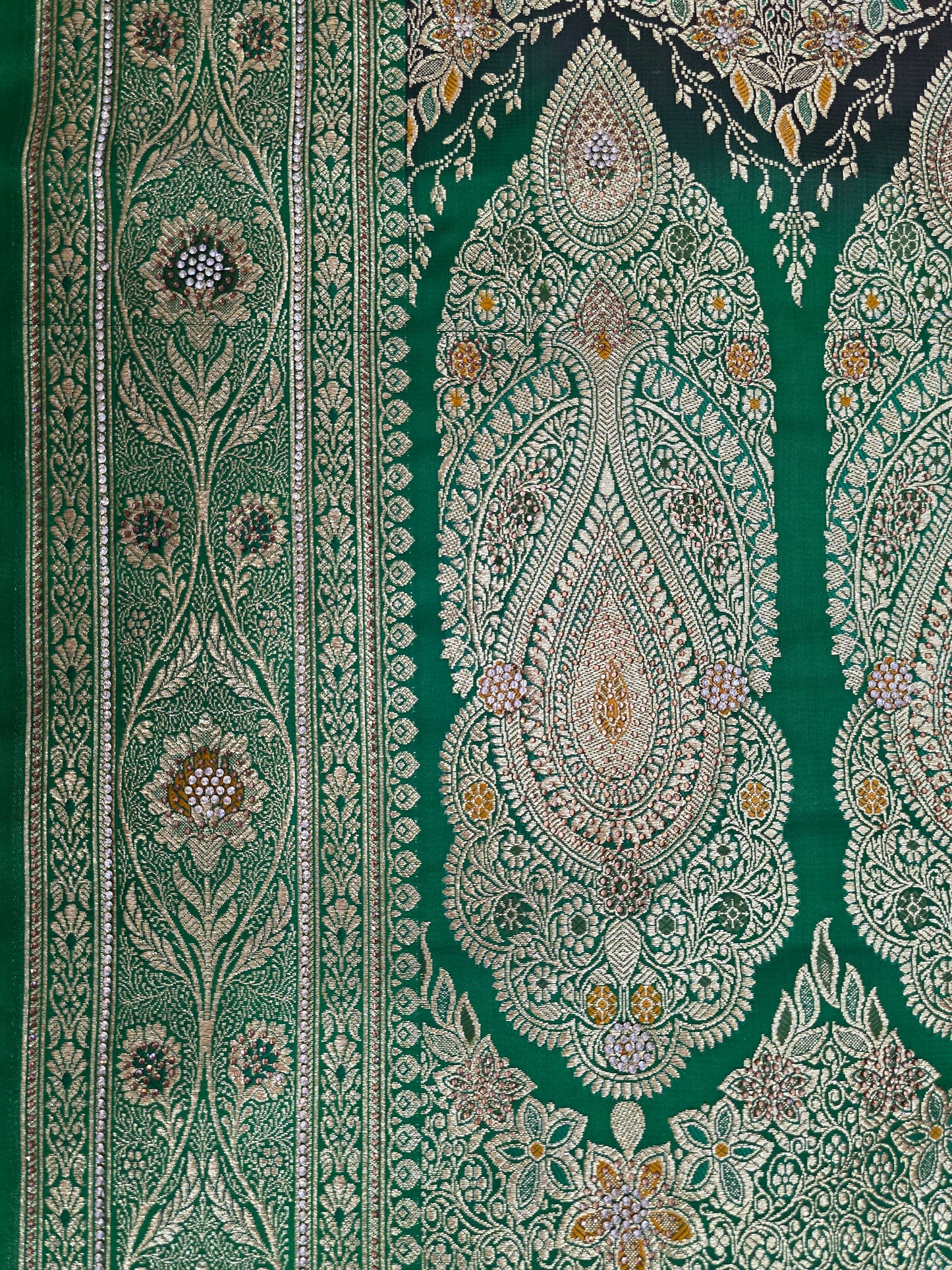 Maroon Zarkan Swarovski Banarasi katan saree