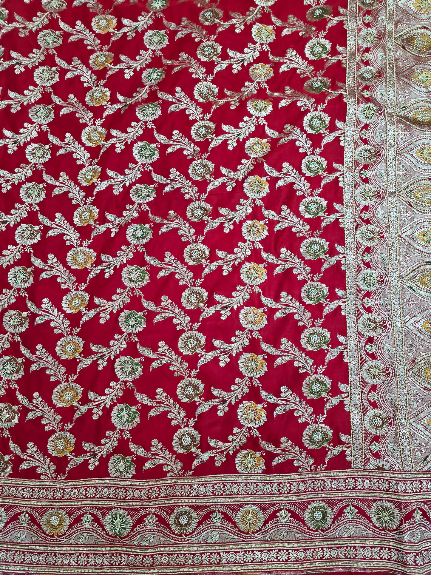 Red Minadaar Zardozi Zarkan Banarasi Saree