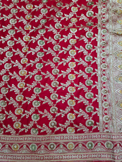 Red Minadaar Zardozi Zarkan Banarasi Saree