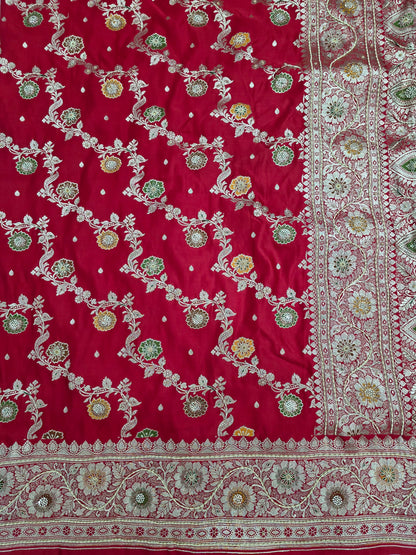 Red Minadaar Zardozi Zarkan Banarasi Saree