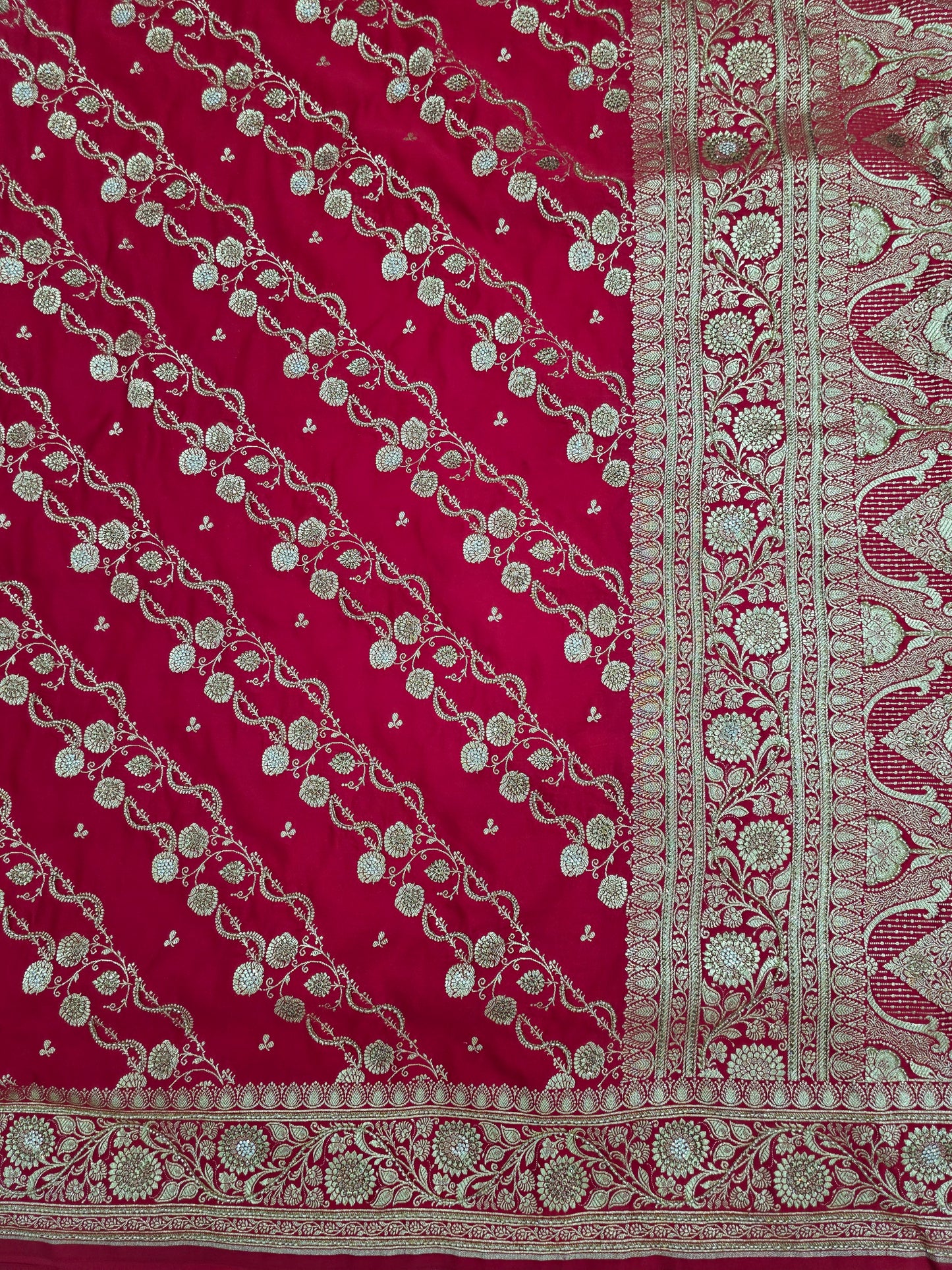 Red Zarkan Moti Banarasi Silk Saree